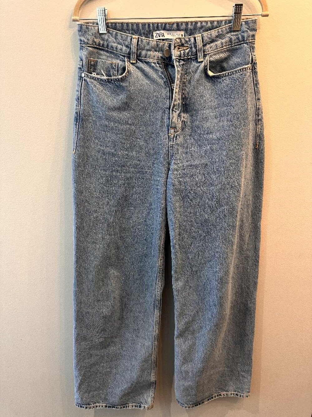 ZARA High Rise Wide Leg Denim Jeans Faded Blue - Size 28